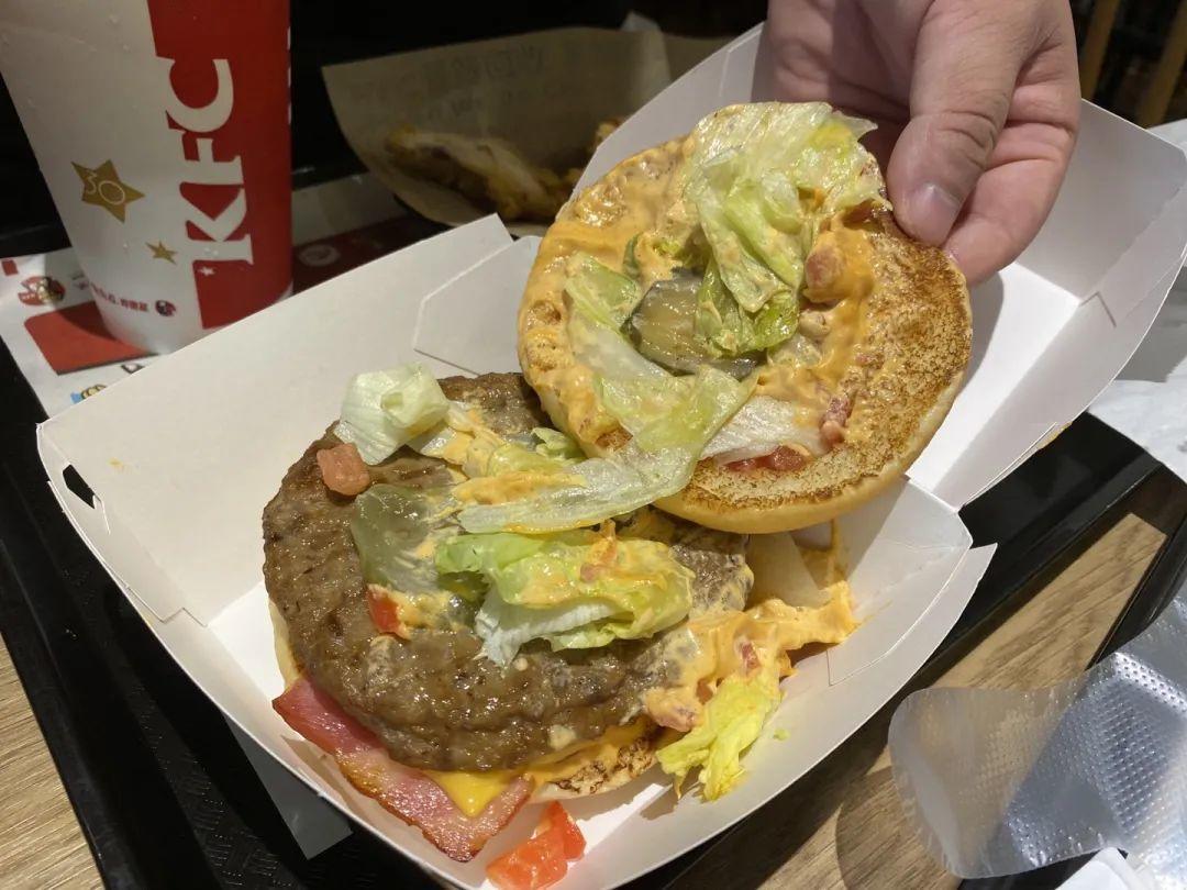 肯德基双层嫩牛堡和巨无霸,肯德基双层嫩牛堡和厚牛堡哪个好