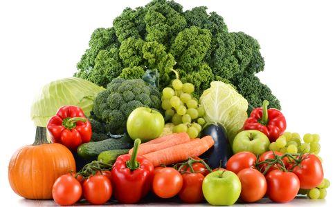 指甲横纹多是什么原因,手指甲上有横纹凸起什么原因