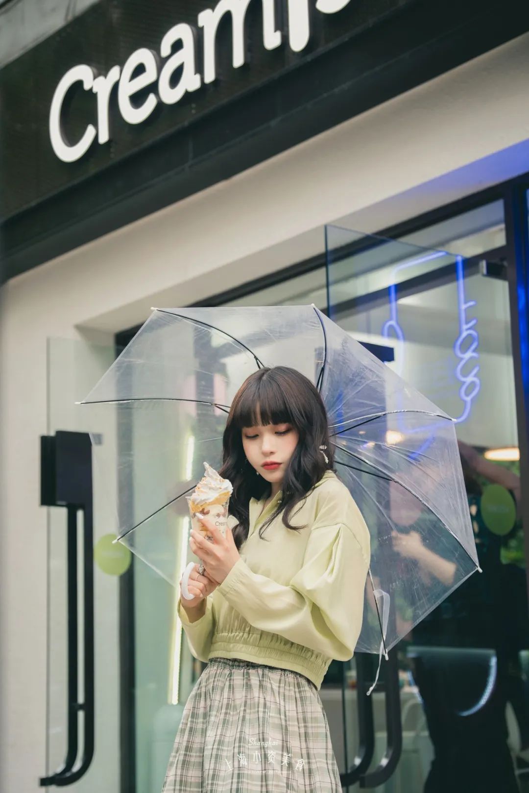 最近特火奶油冰淇淋,液氮网红冰淇淋