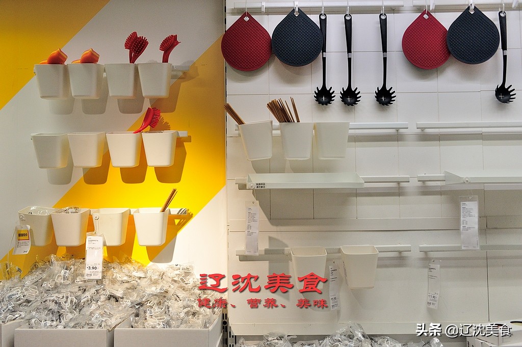 在设计家居的路上一直坚持,在厨房用餐设计