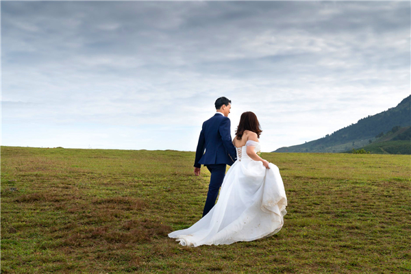 母亲：“男人不结婚，是人生最大的败笔”儿子：“单身更适合我”