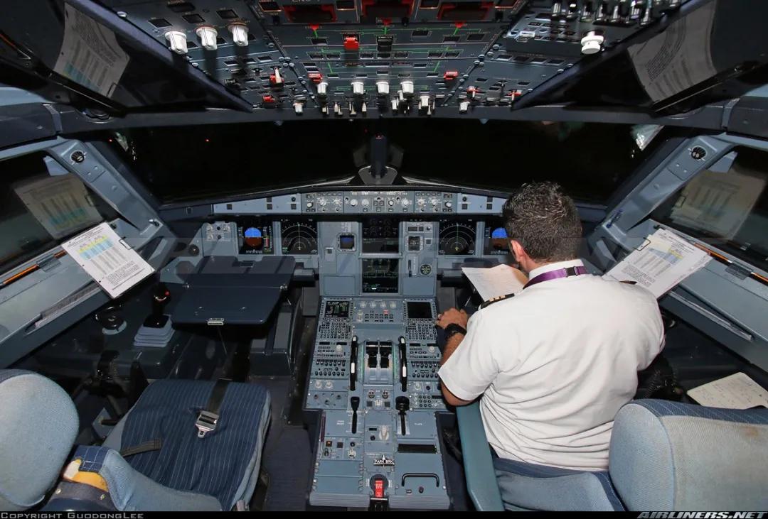 空客320洲际航线,客机787和空客320哪个好