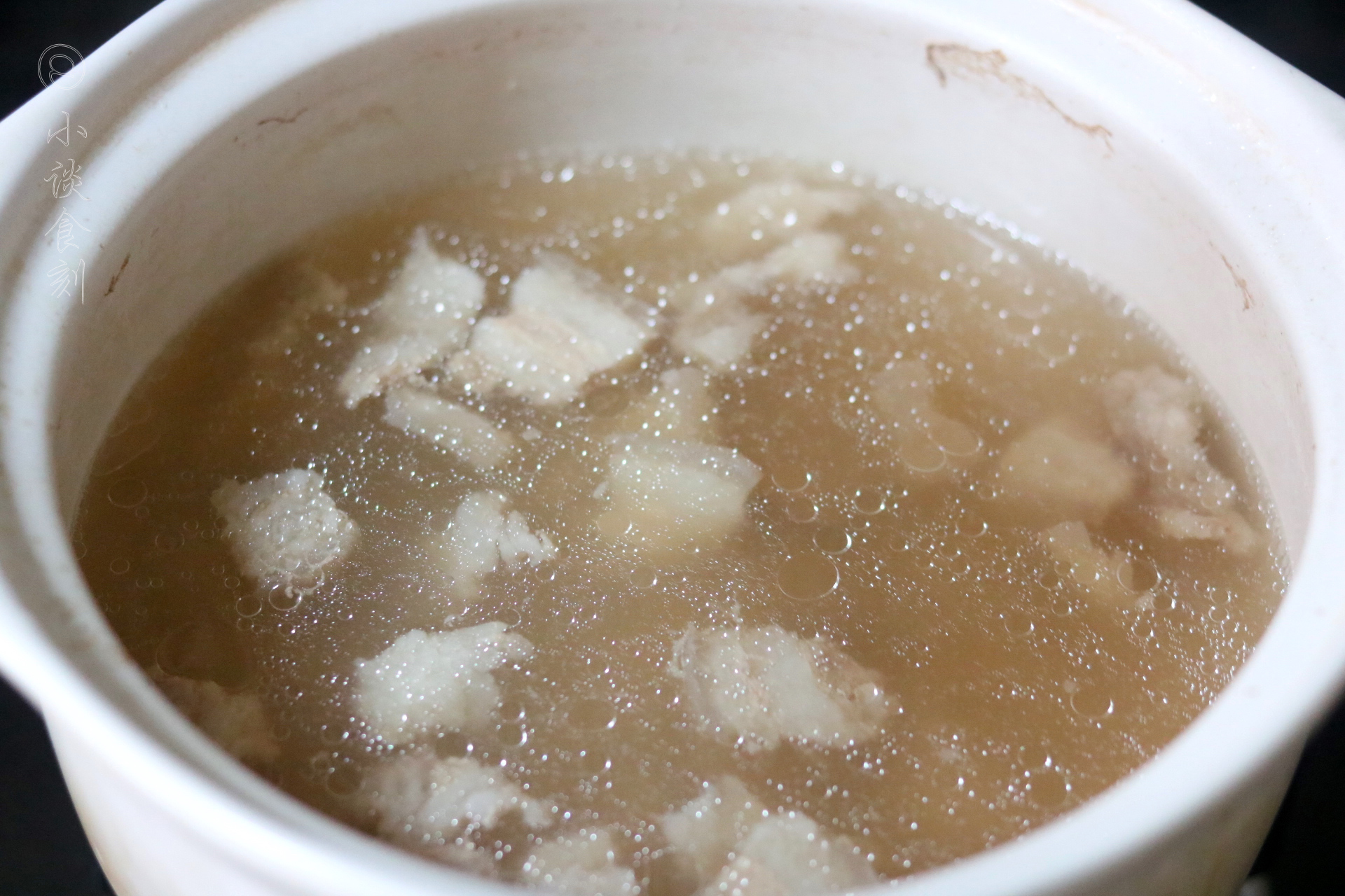 猪肉烧干墨鱼最佳吃法,猪肉炖墨鱼