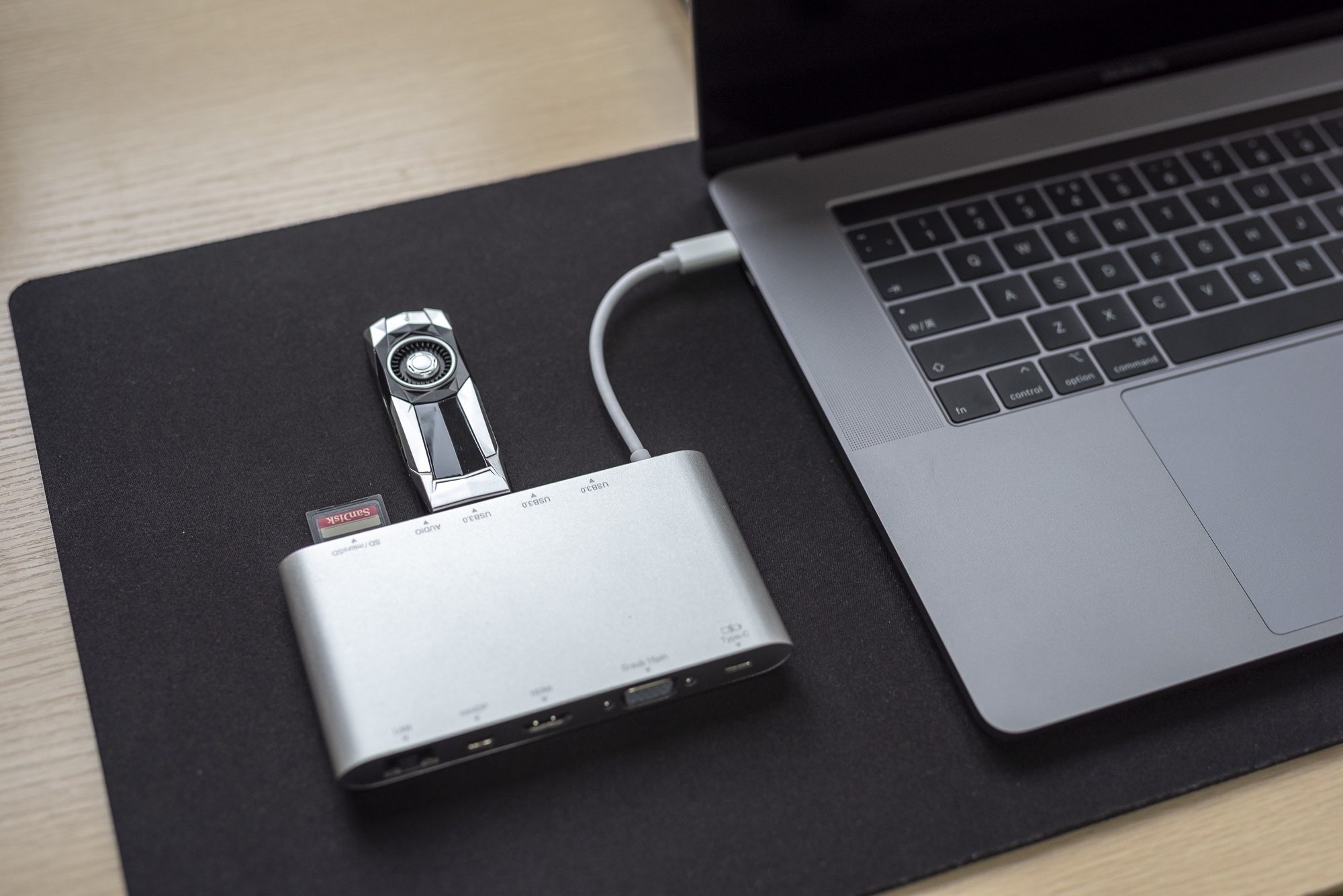 xps15买9570还是7590,xps15macbookpro15