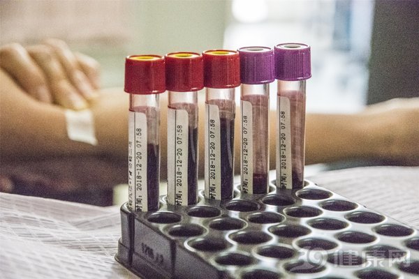 一喝就听话？隐藏在迷奸药背后的原凶，女性都应该知道