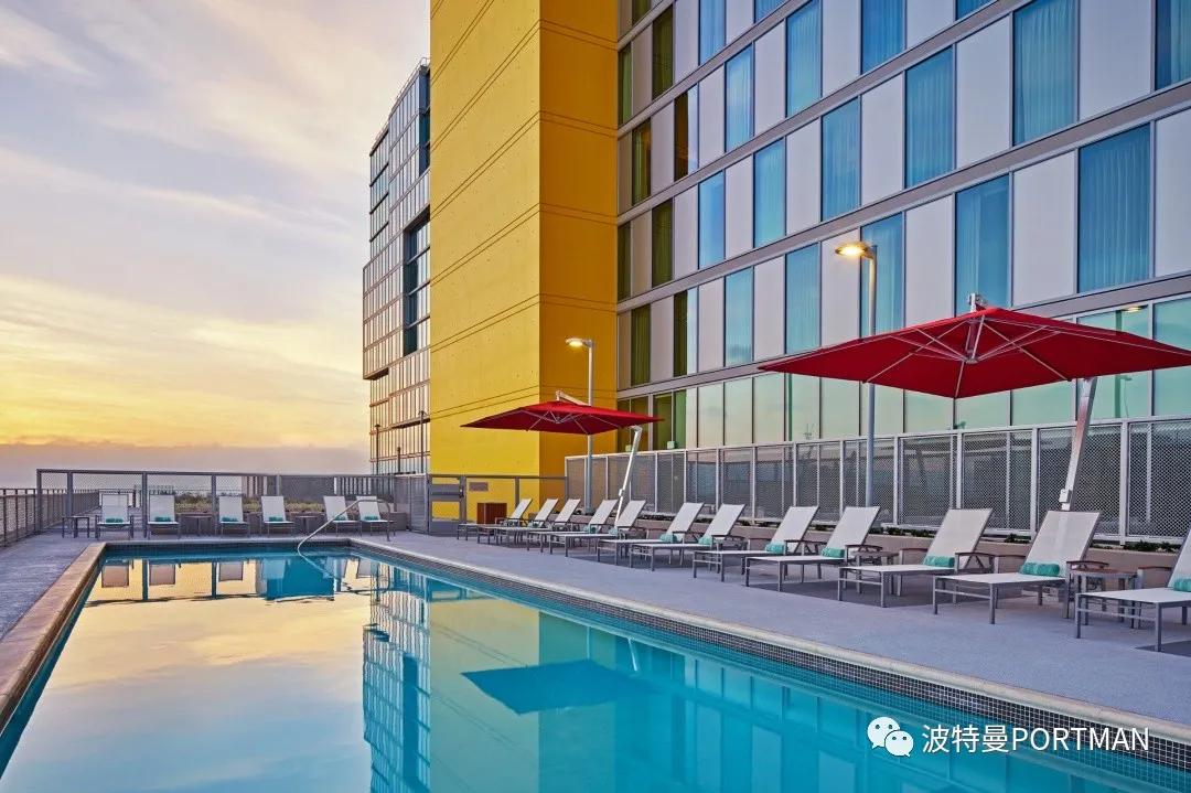 连接城市与滨水区的多品牌酒店圣地亚哥BRIC项目/波特曼