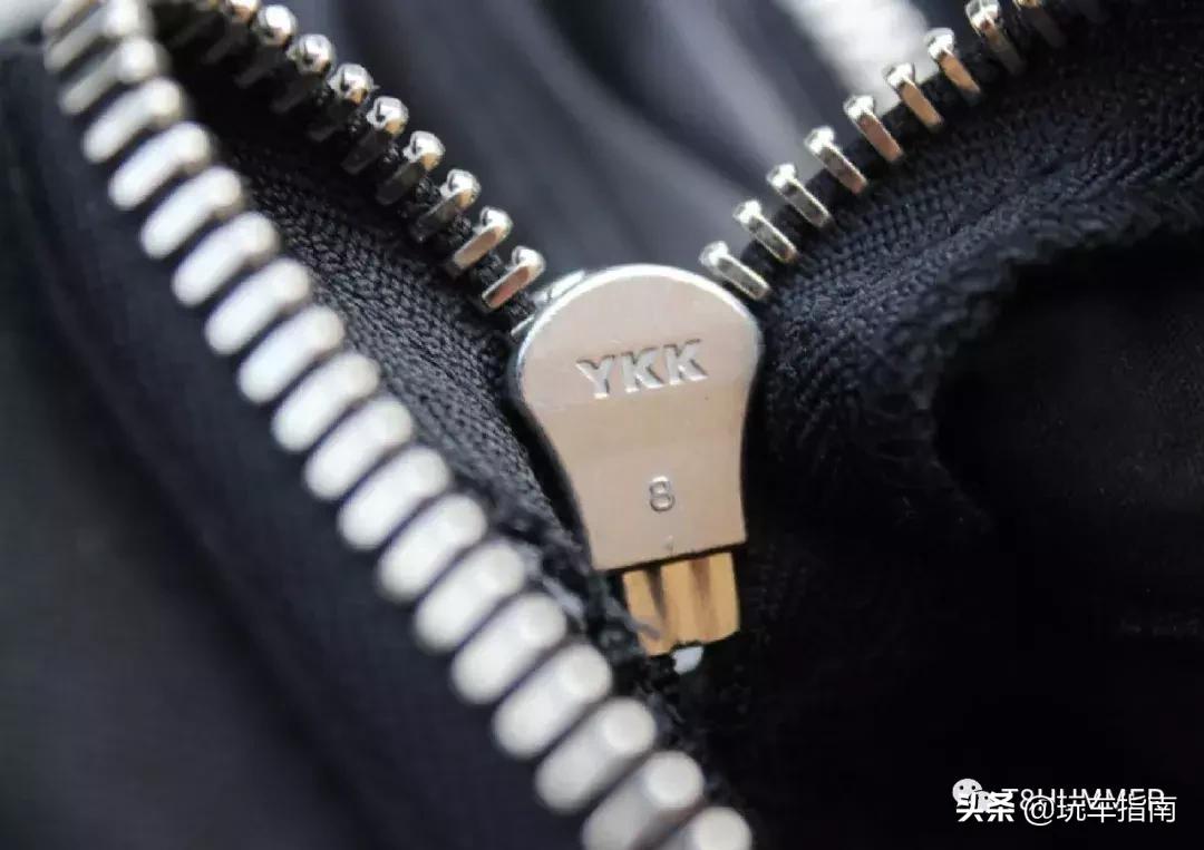 他为了制作拉链，自建了冶金工厂！供应商？不存在的