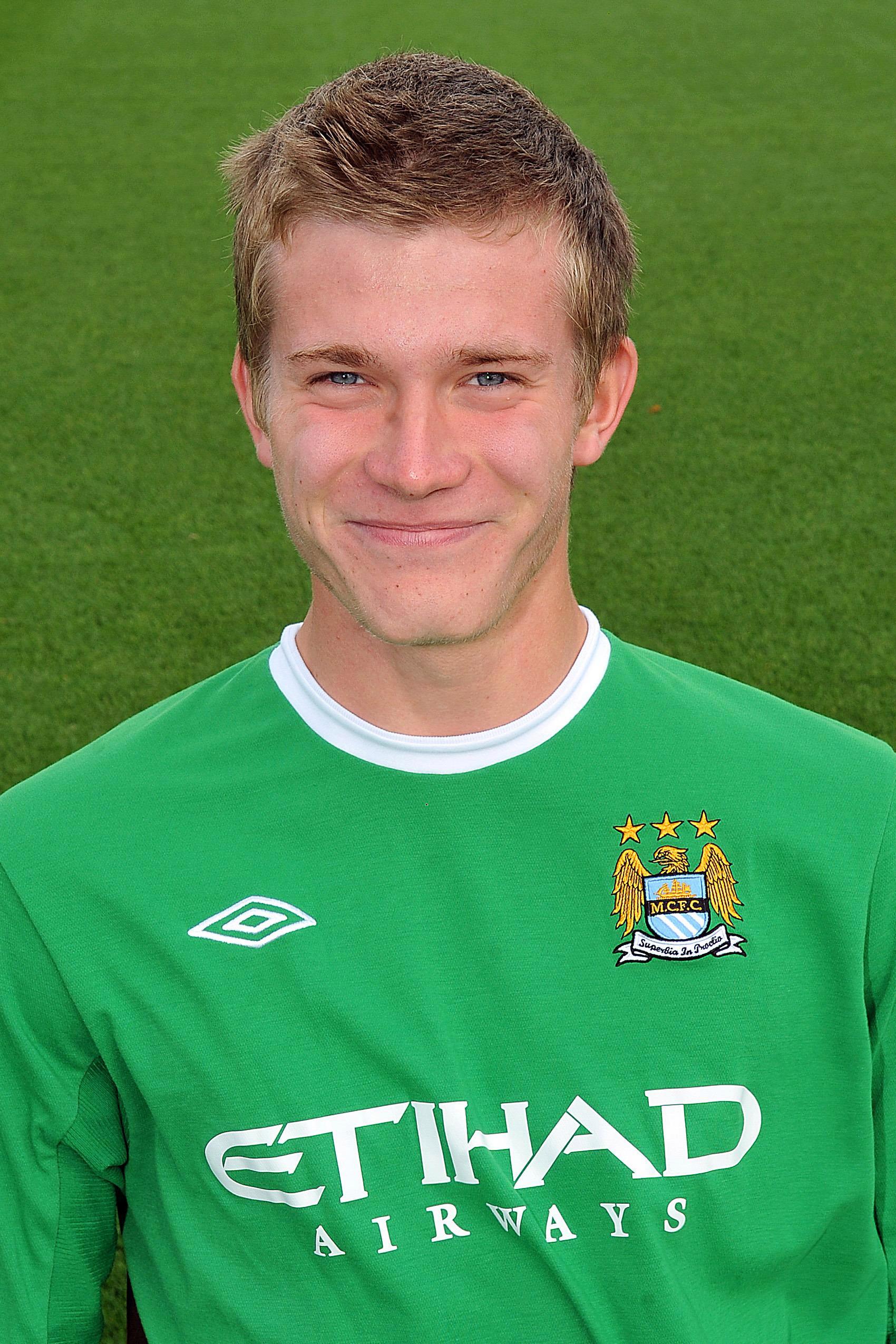 大钱引援下的无奈？这9人曾同属曼城梯队却只能离开！