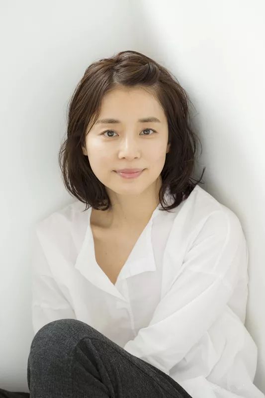 日本52岁美女夺选美大赛冠军,日本52岁妈妈选美冠军