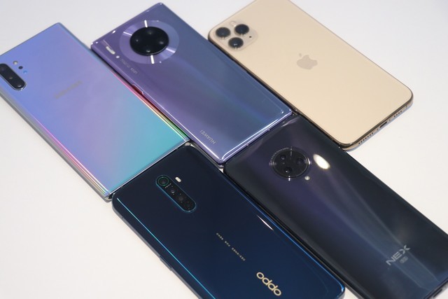 10000mah移动电源够用吗,最新的移动电源20000mah