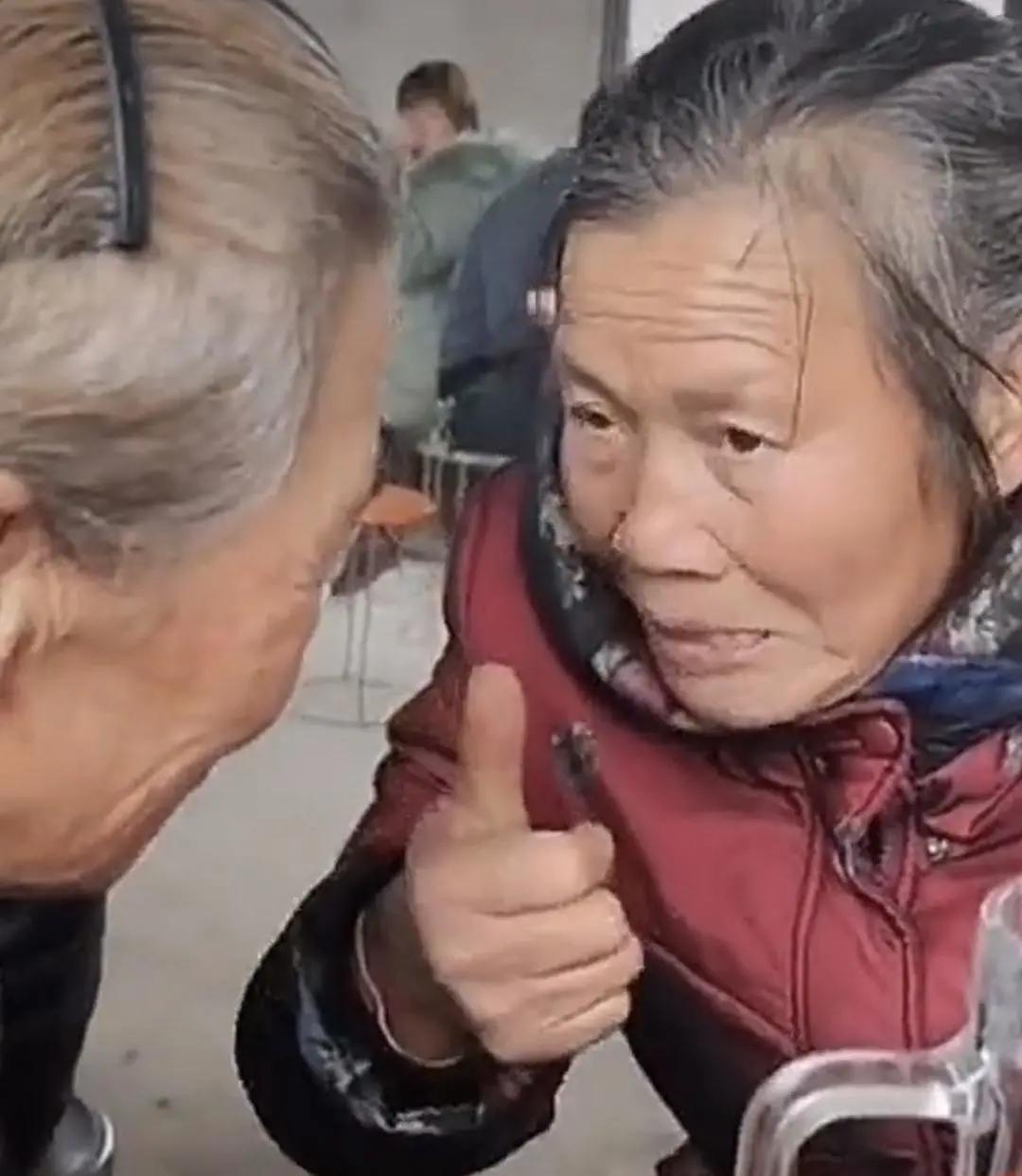 jennie最新冬日穿搭 (jennie比伯教程)