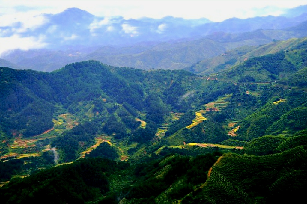 广西大山旅游风景,广西北流大容山的风景和天气