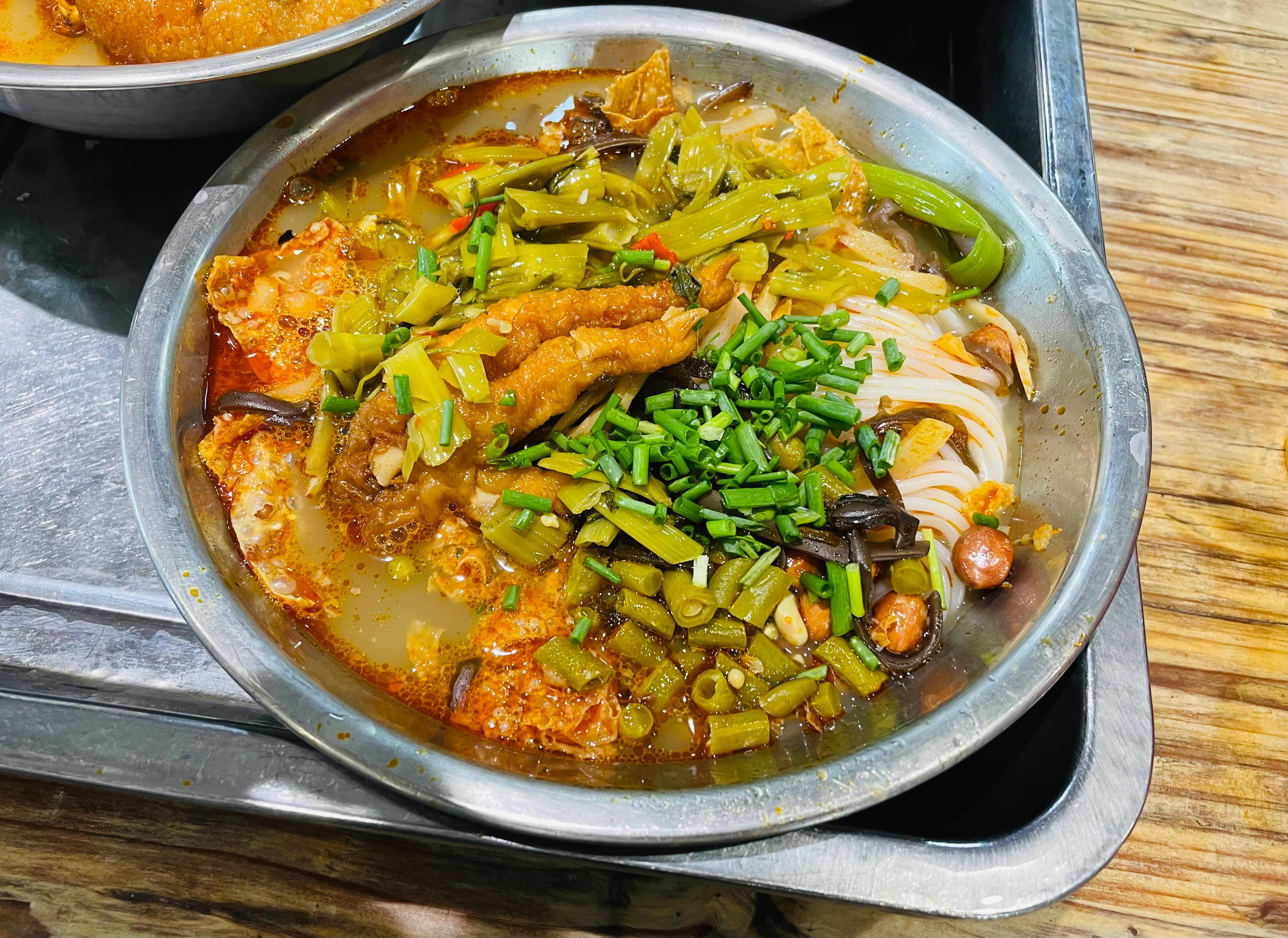 柳州只投螺碗螺蛳粉,再来一碗柳州螺蛳粉