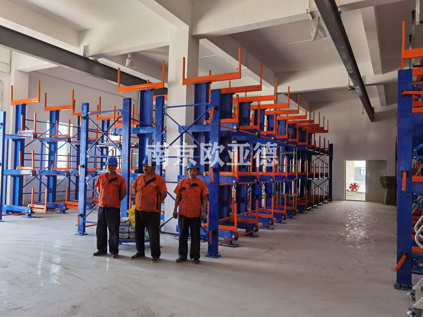 甘肃省伸缩悬臂货架,热烈庆祝预制箱梁圆满完工