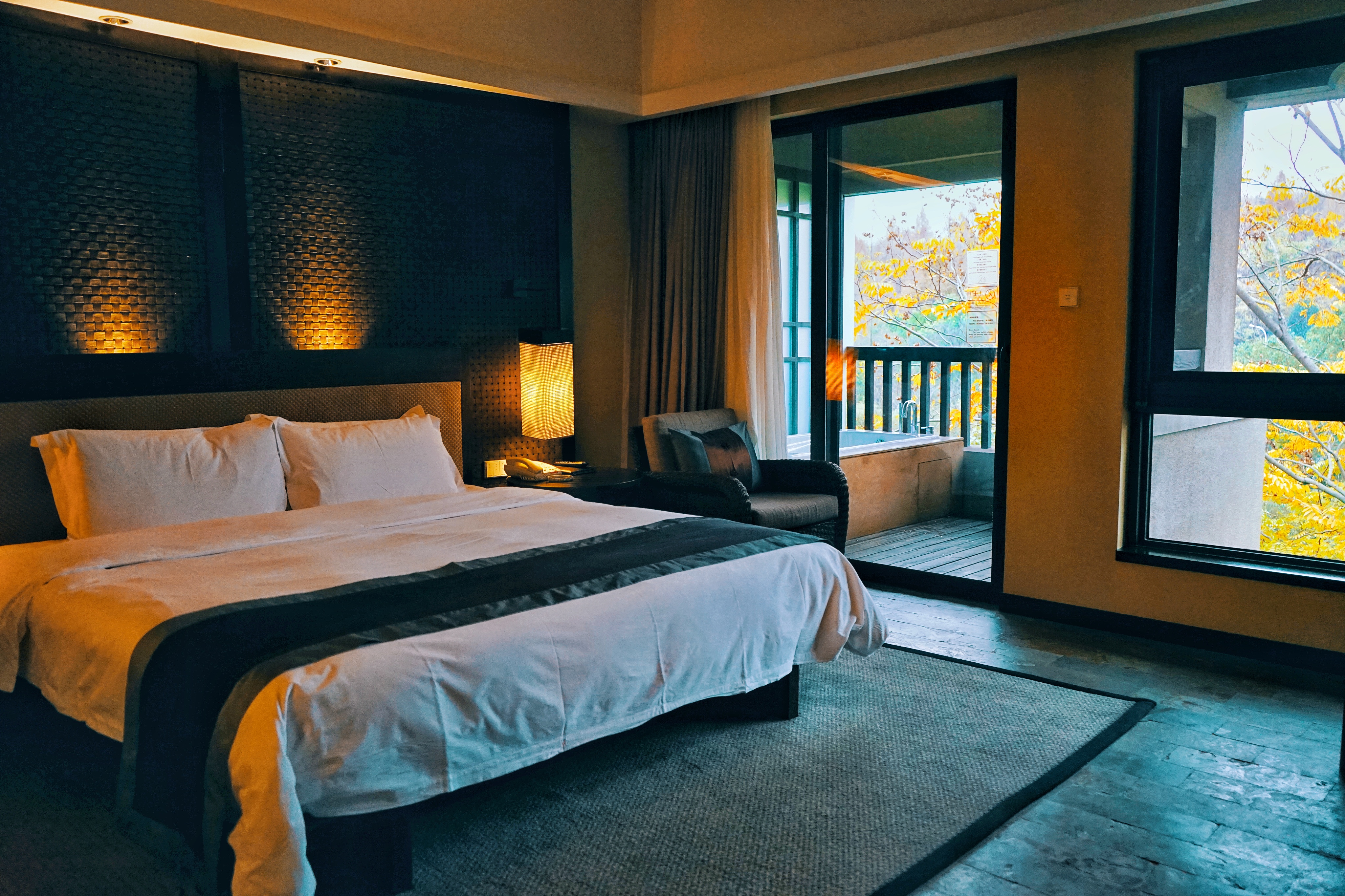 良渚君澜双人温泉,冬日暖阳泡温泉