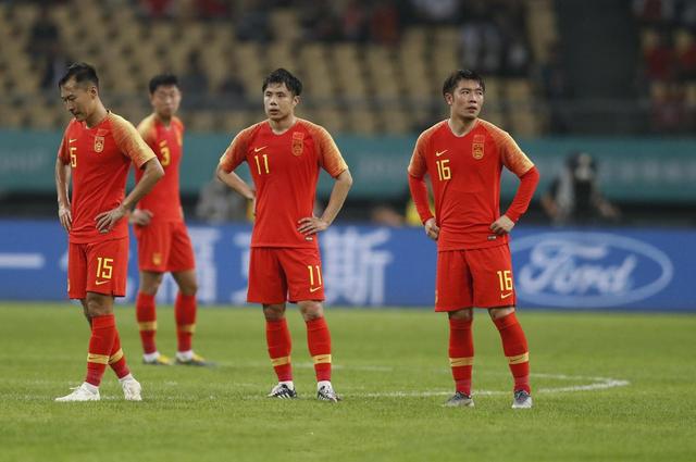 国足1比5惨败泰国队原因,国足1-5惨败泰国视频