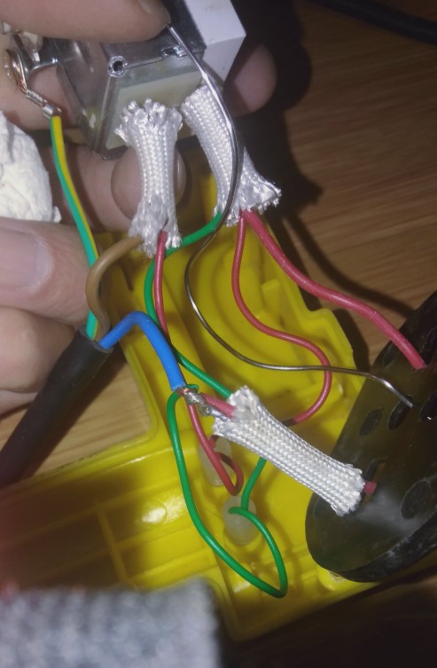 ppr热熔器加热板内部构造,ppr管热熔器为什么只能选100