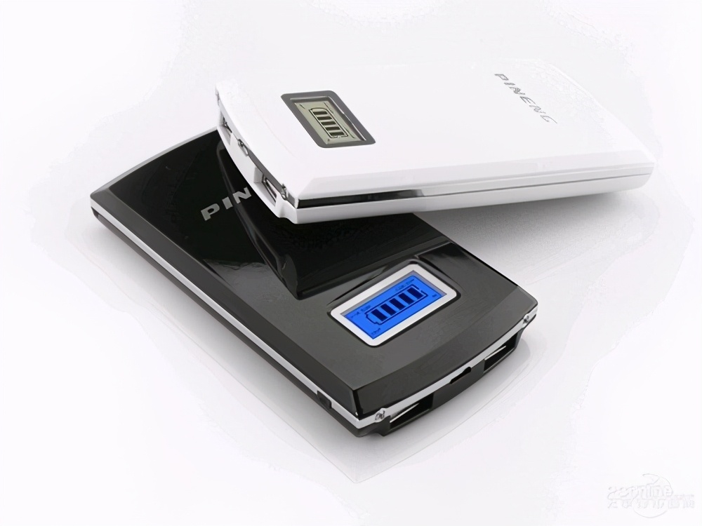 移动电源哪种电芯好,移动电源哪一款用三元锂