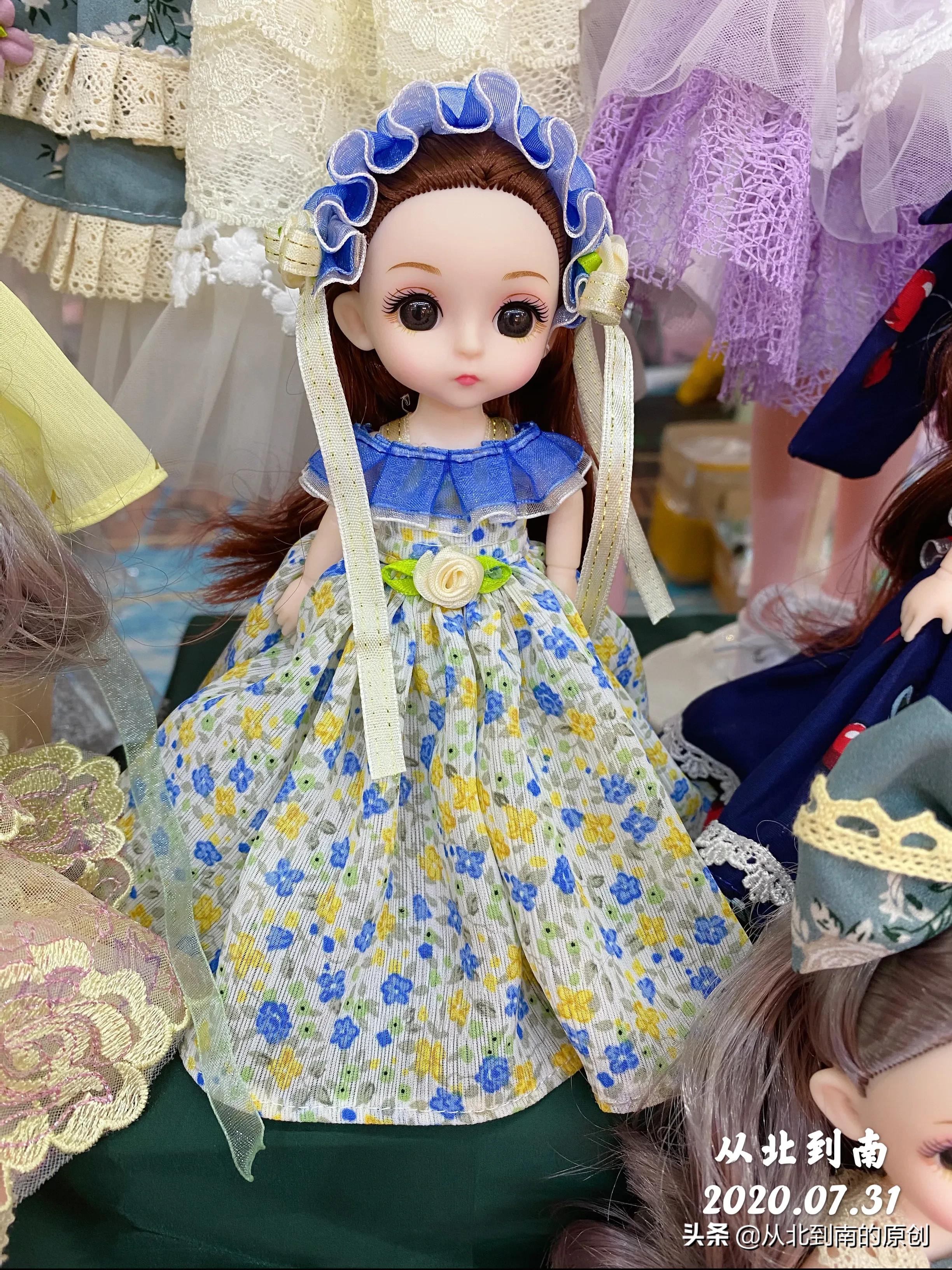 亲自动手做衣服,自己做的手工衣服穿上还真好看呢