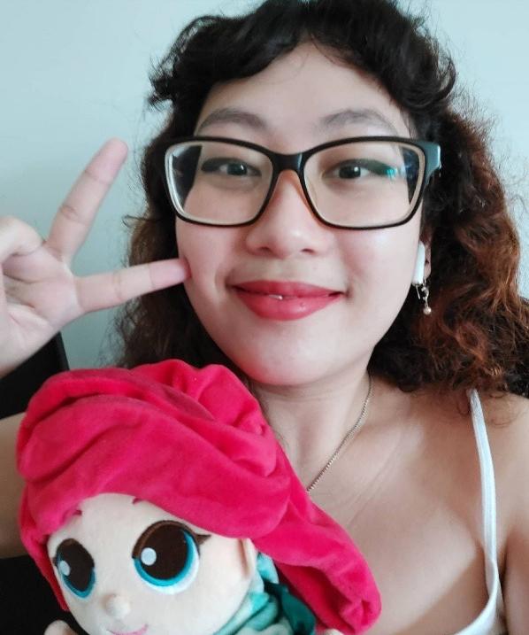 落选港姐身材被指虎背熊腰,港姐竞选混血21岁