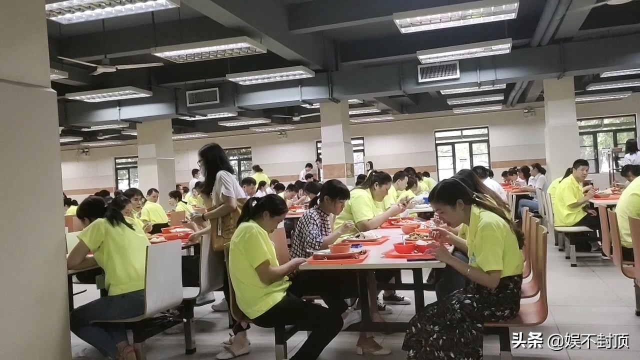 东莞石碣电子厂做什么的,东莞石碣有多少个电子厂