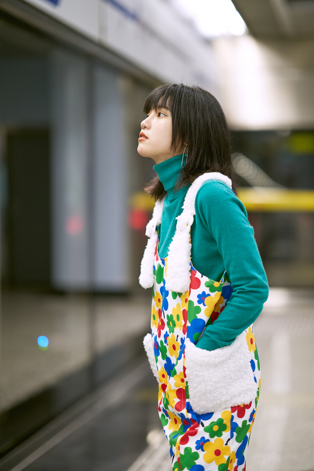 索尼fe85mmf1.8适用微单,索尼fe85mmf1.8拍人像