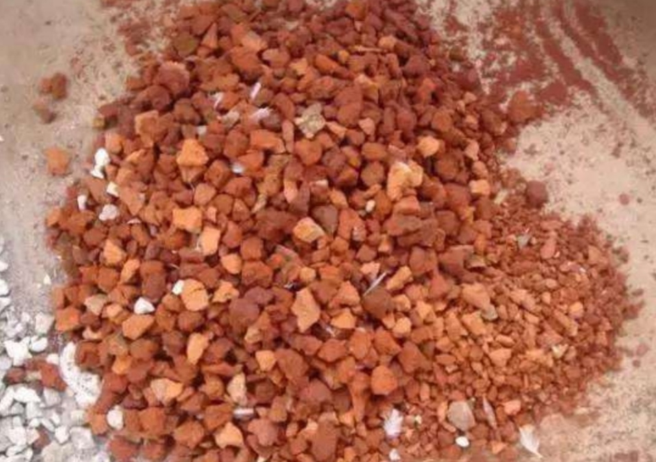 养花的轻质材料,养花积水烂根怎么处理