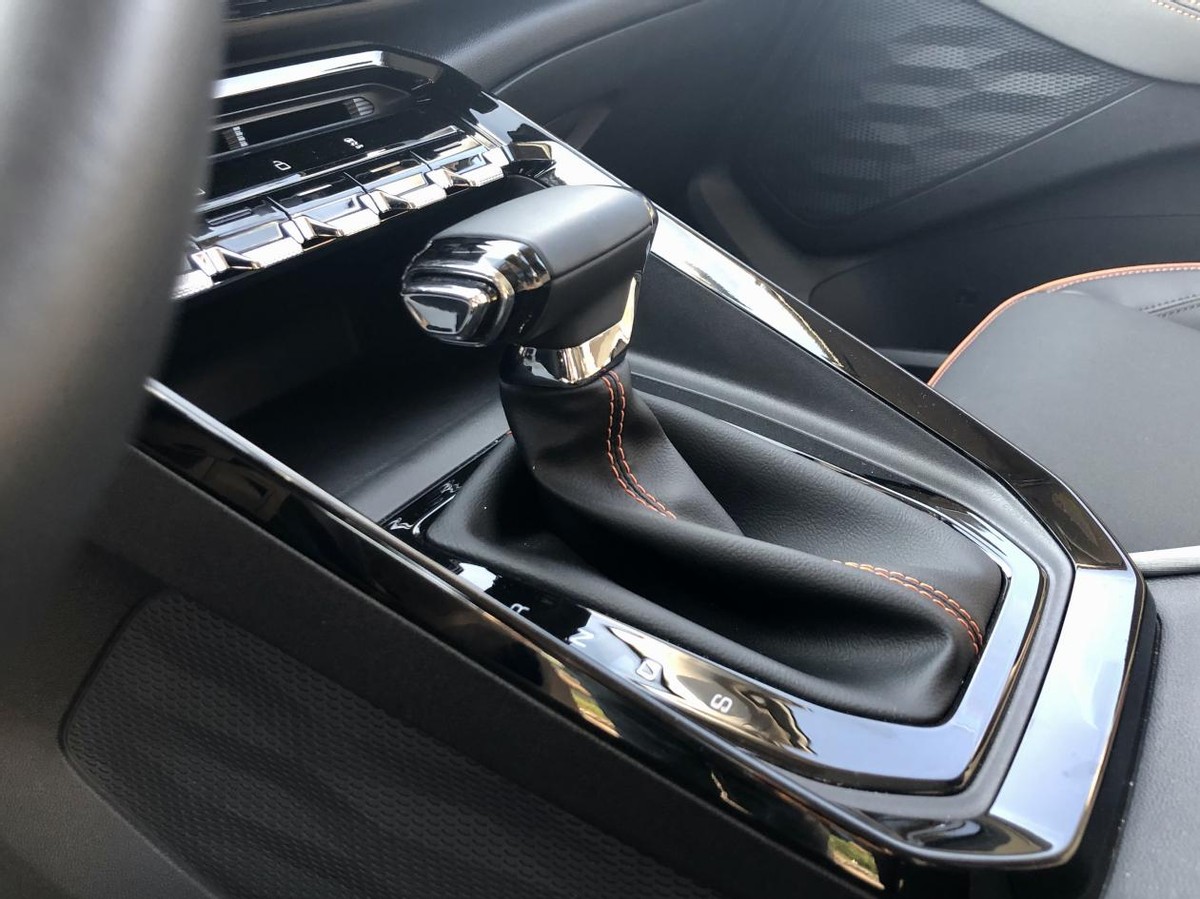 运动感轿跑,运动性能大轴距轻混车型推荐