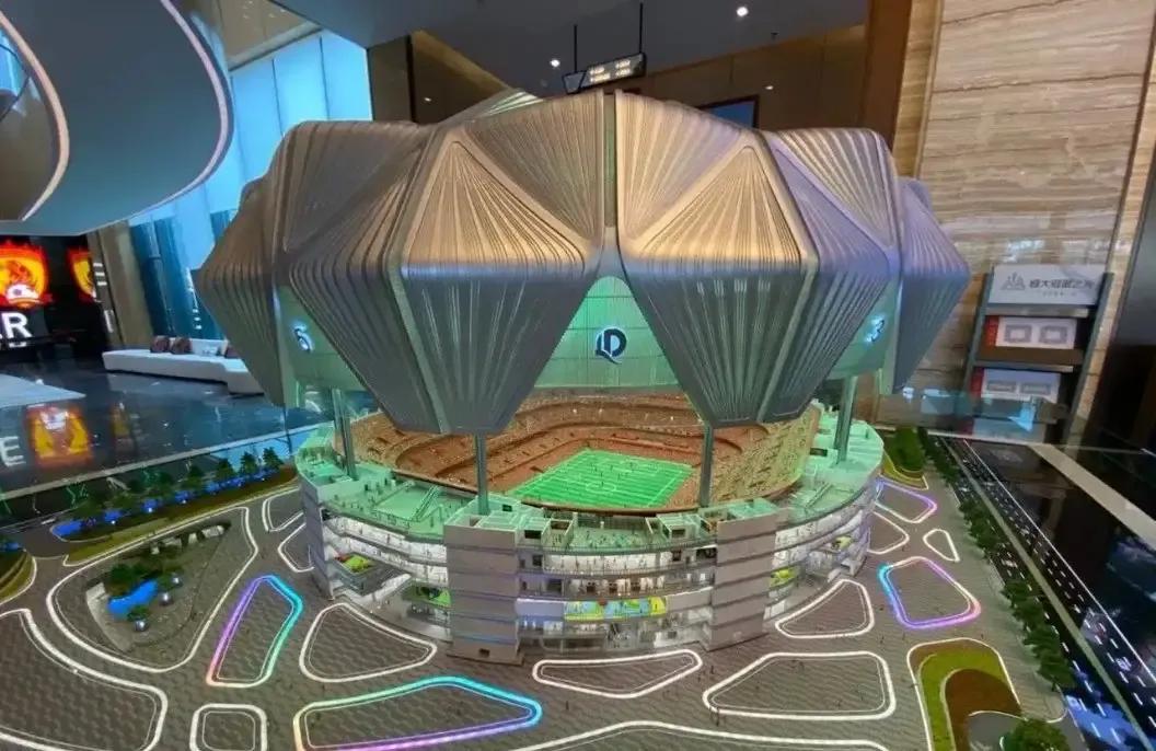 亚洲第一座专业足球场,广州超大型专业足球场