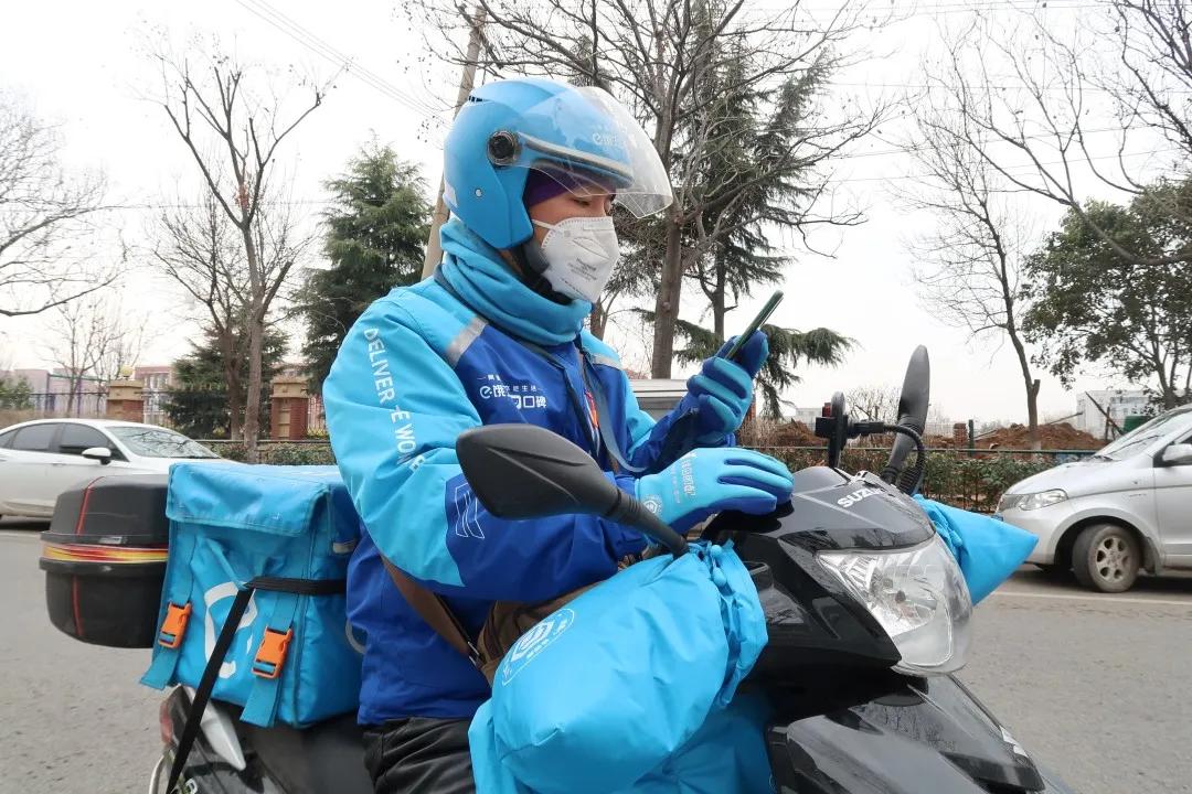 特别策划•图说|外卖大哥王洪强的努力与坚持