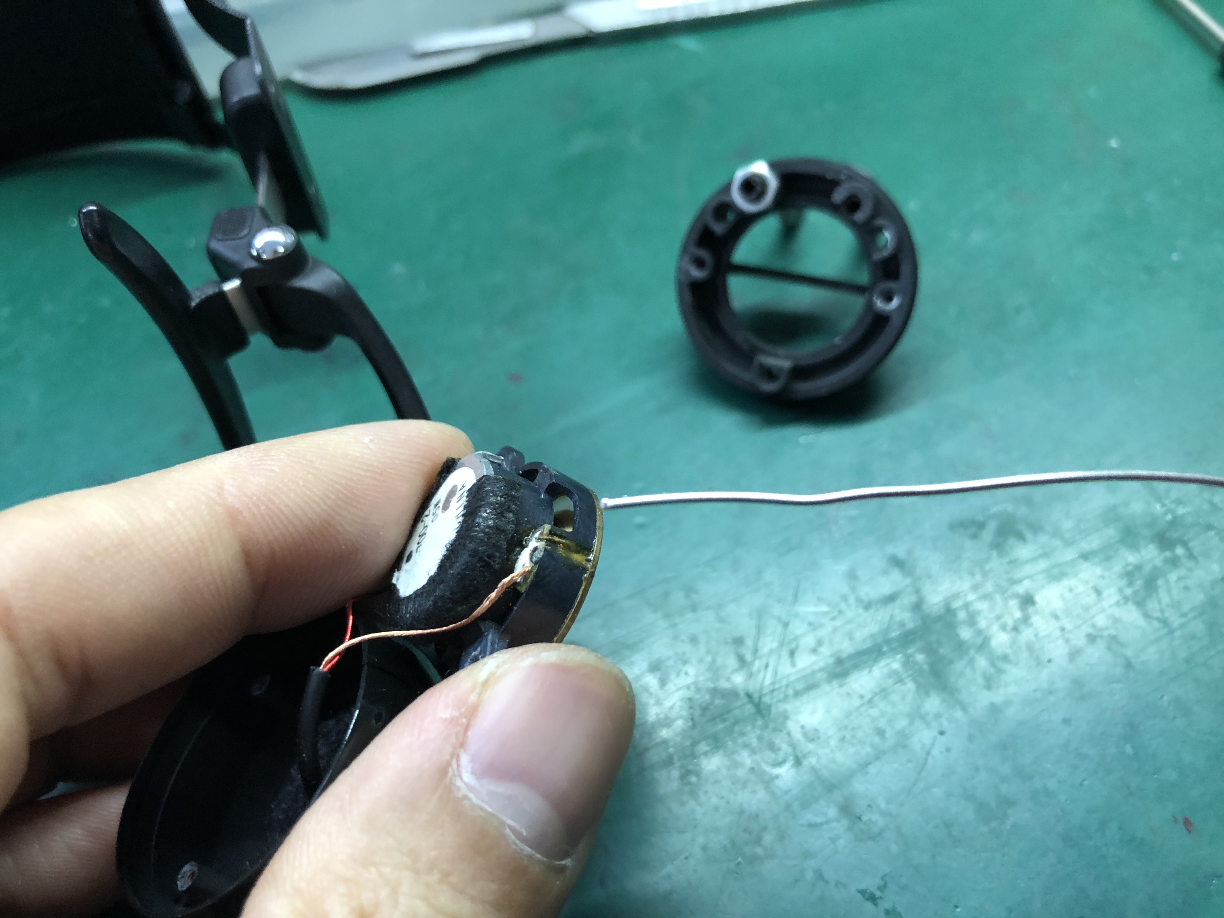 索尼x11蓝牙音箱拆解,索尼空气传导蓝牙耳机测评