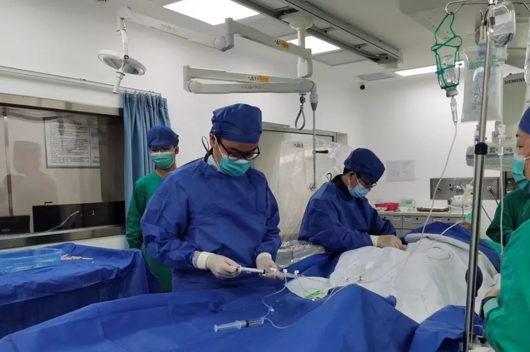 婴儿冠状动脉瘘微创手术,先天性冠状动脉瘘手术成功率