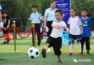 胡葆森捐款郑州大学,胡葆森搞足球多少年了