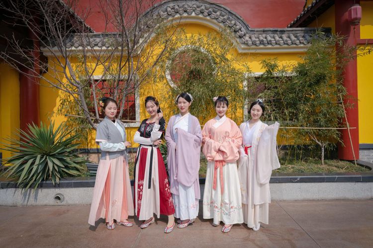 济南春节方特夜场游玩攻略,济南方特东方神画夜场游玩攻略