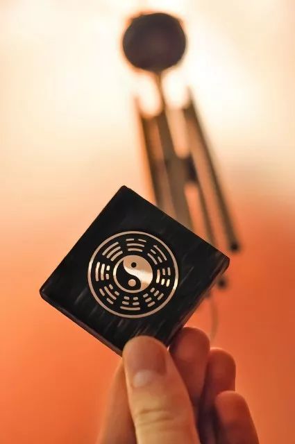 一个神棍背后的千亿风水局,一个神棍背后的千亿风水