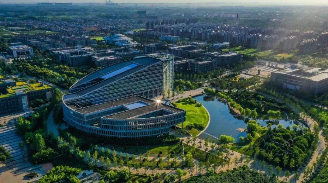 新一线城市高校排名，这四所大学上升快，潜力大，值得中等生关注