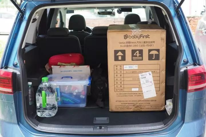 婴儿多大可以使用半躺安全座椅,安全座椅0-12岁可坐可躺测评