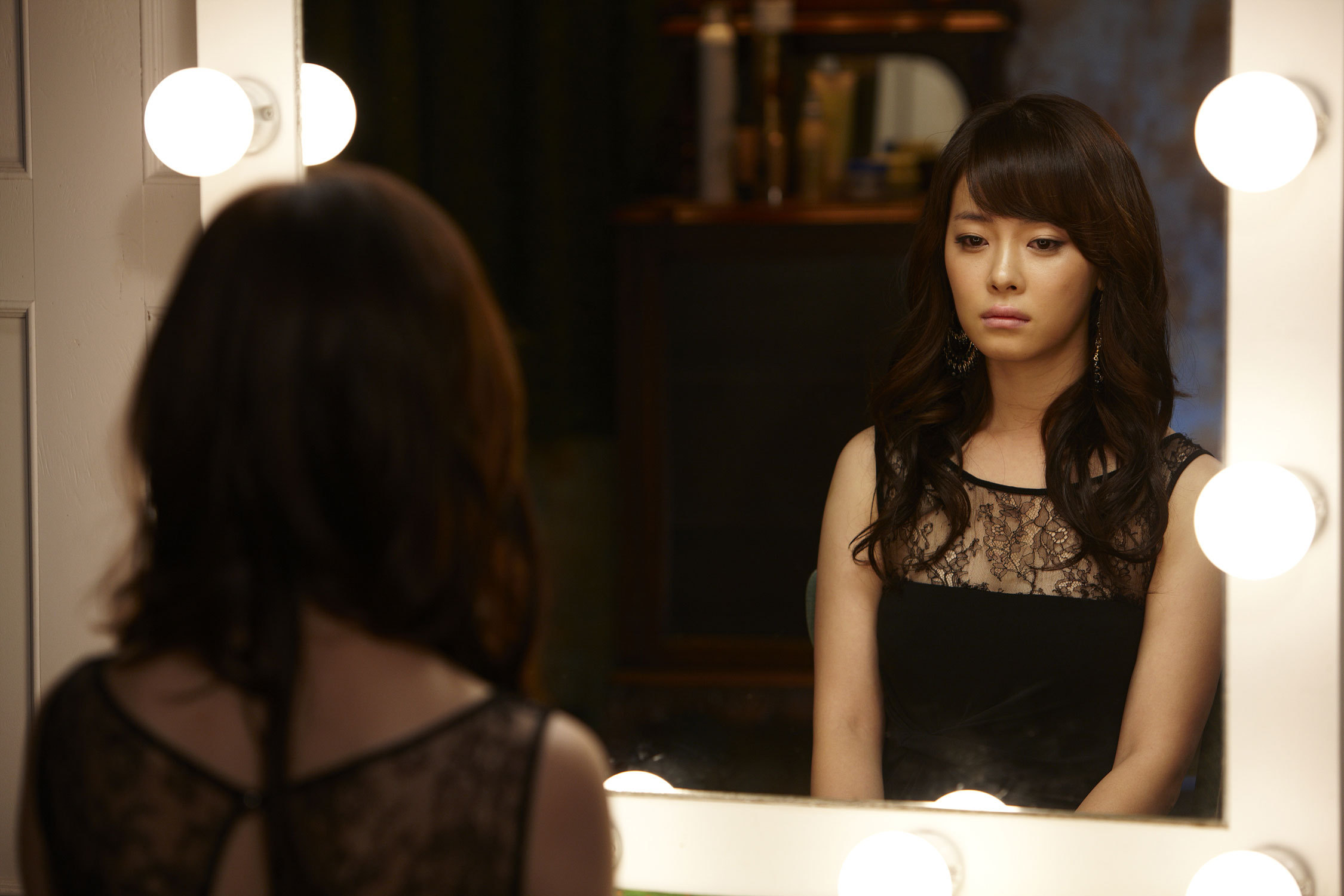 韩国娱乐圈爆出惊天丑闻,韩国揭露演艺圈悲惨事件的男主角