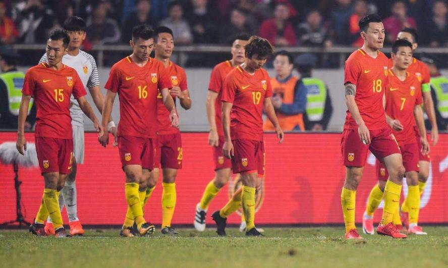 拼命!澳门球员:愿自负安全争取参赛机会,球迷:国足还有人诈伤