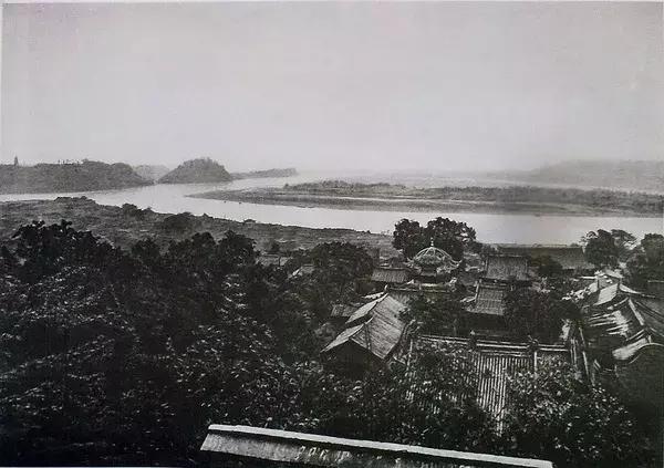 100年前中国风景建筑老照片,两亿多年前的景观