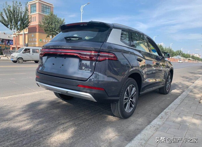 比亚迪宋pro灰色手动,比亚迪宋PRO驾驶体验