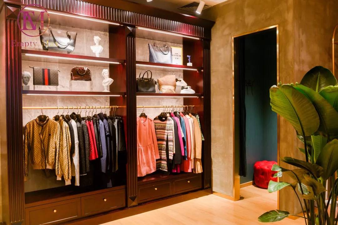 老铁放肆购！潮牌1~3折起，衣麦仓哈尔滨银泰店被时尚咖“攻陷”