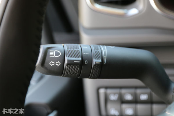 公路之王斯堪尼亚s500,斯堪尼亚s500跑高速视频