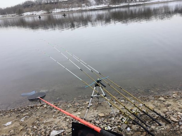 抛竿配合串钩的正确打开方式,抛竿串钩钓白条正确使用方法