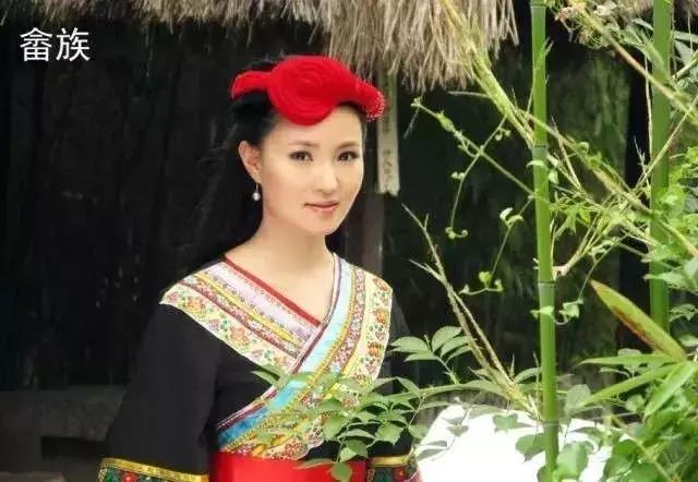 56个民族美女服饰图片大全,56个民族女生的漂亮服装