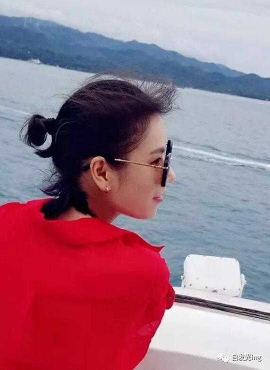 女生秃头头发干燥怎么拯救,怎样拯救秃头青年的头发