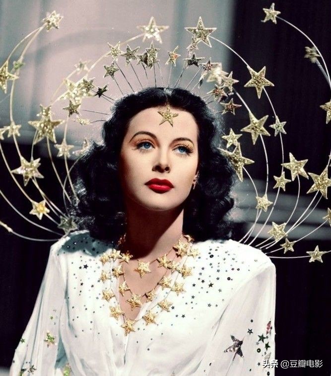 首位全裸出镜,这好莱坞*星艳**竟是wifi之母《*物尤**:海蒂·拉玛传》