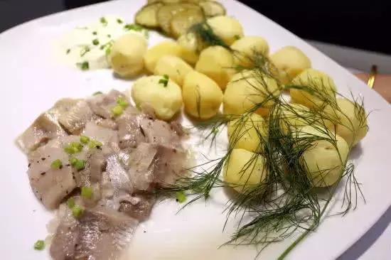 堪称中国最硬的5道下酒菜,战斗民族俄罗斯下酒菜