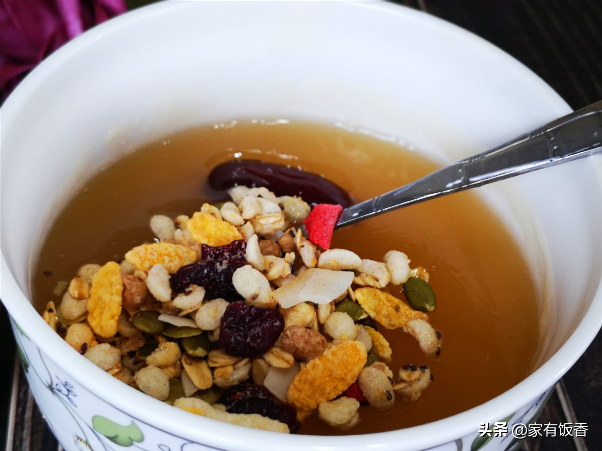 葛根粉直接倒热水会怎么样,葛根粉做面膜用凉水调还是热水调