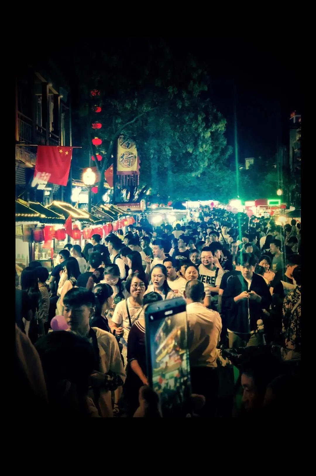 钟表维修师吴志敏丨我是表说家,让我们把时间浪费在美好的事物上